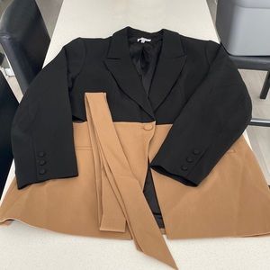 Good American Two Toned Blazer